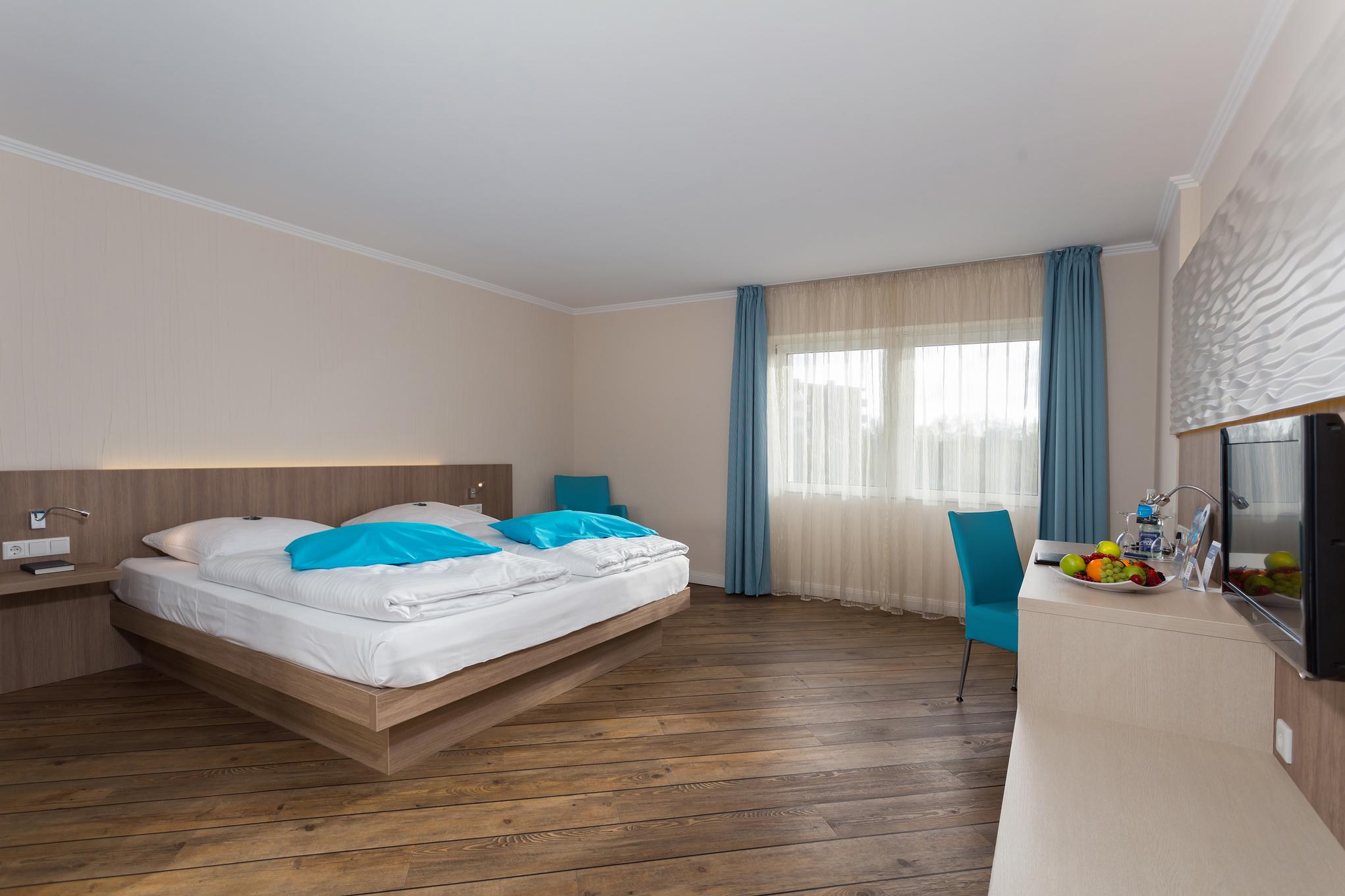 Hotel IV Jahreszeiten Luebeck Esterno foto