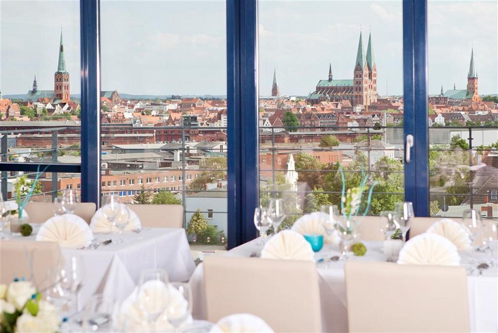 Hotel IV Jahreszeiten Luebeck Esterno foto